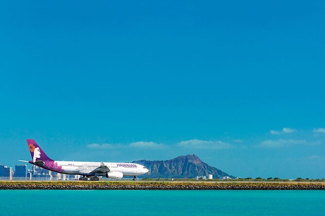 Honolulu Airport & Waikiki Hotels Private Transfer by Minivan (up to 5 people) - A simple landing at Honolulu Airport