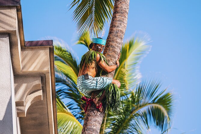 Honolulu: Ka Moana Lūʻau at Aloha Tower – Oceanfront Luau Show - The 5 p.m. Arrival and Cultural Activities