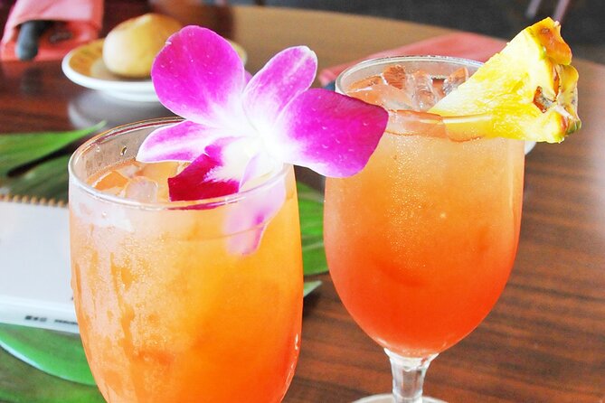Honolulu: Pacific Star Sunset Dinner Cruise and Show - Friday fireworks and the longer three-hour sailing