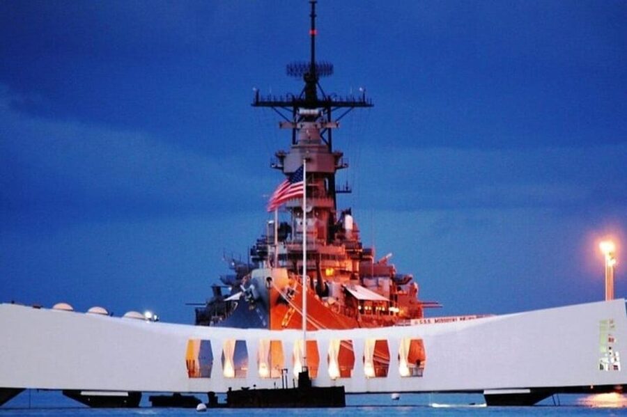 Honolulu: Pearl Harbor, USS Arizona and Battleship Missouri - Who should choose this Pearl Harbor tour?