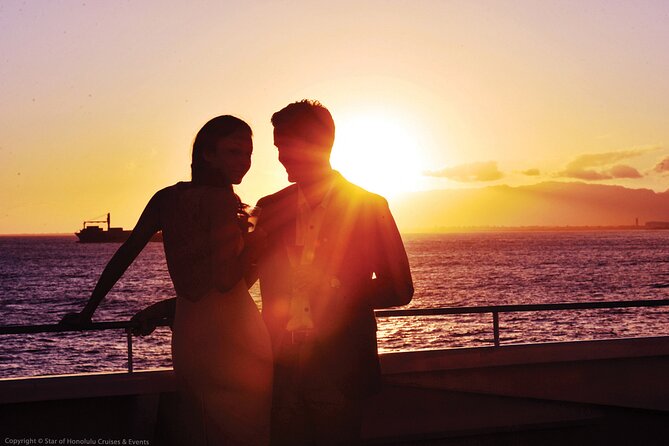 Honolulu: Three Star Deluxe Sunset Dinner Cruise and Show - Is $193 a fair price?