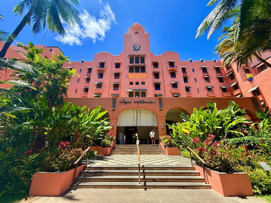 Honolulu: Waikiki Food Tour with Local Guide - Japanese flavors with a Hawaiian turn