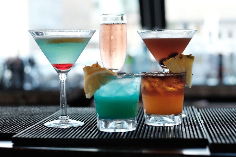 Honolulu: Waikiki Sunset and Cocktail Cruise - Why Waikiki’s sunset is better from the water