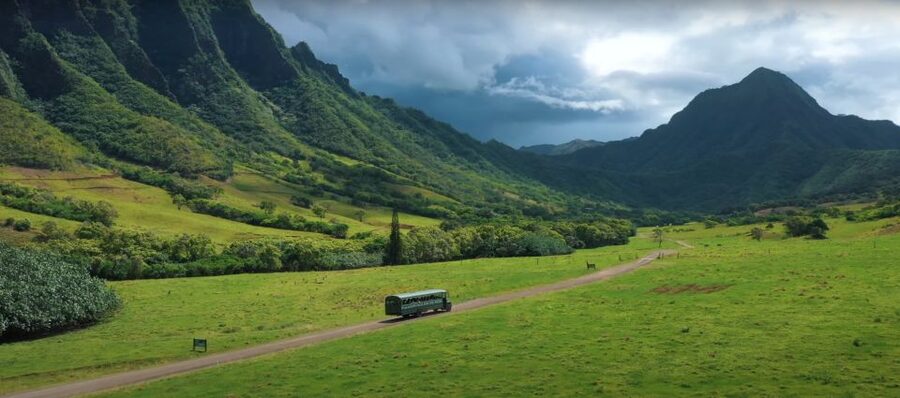 Kaneohe: Kualoa Ranch Hollywood Film Locations Tour by Bus - Photo Opportunities From the Open-Air Bus