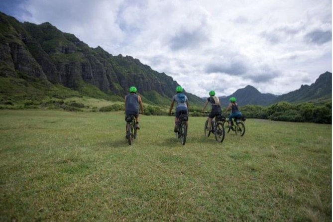 Kualoa Ranch: Novice E-Bike - Riding through Kualoa Valley