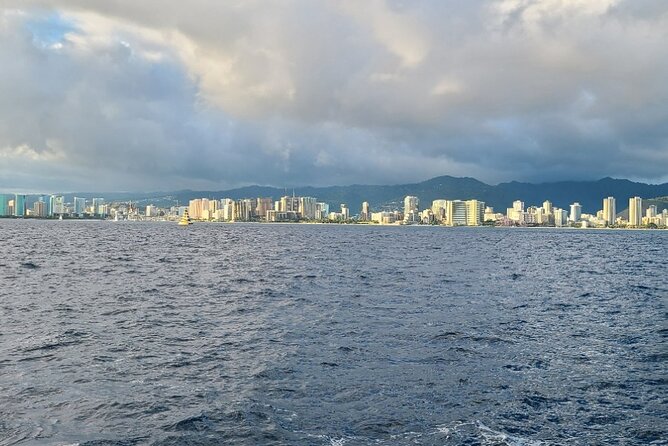 Late Breakfast Cruise in Honolulu - What the staff can add to the morning