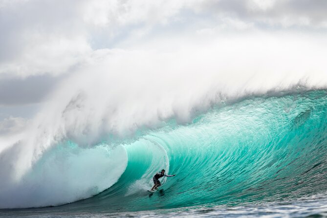 Learn to surf with a local big wave rider on the North Shore of Oahu - Choosing a beginner-friendly break near Haleiwa