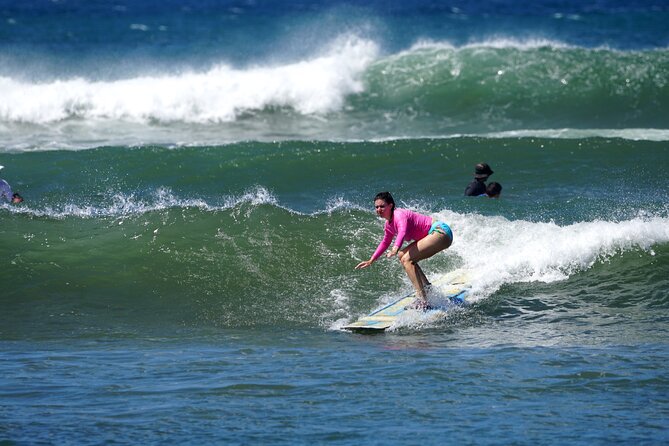 Learn to surf with a local big wave rider on the North Shore of Oahu - Comfort tips: swimsuits, board burn, and rest
