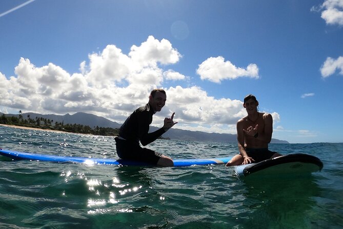 Learn to surf with a local big wave rider on the North Shore of Oahu - The first 15 to 20 minutes: learning on the beach