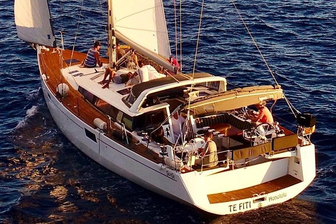 Luxury Diamond Head Sunset Sail - Diamond Head at the Golden Hour