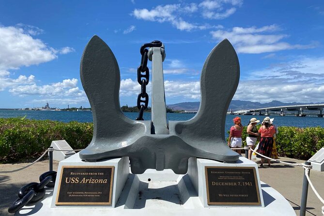 Luxury Pearl Harbor USS Arizona Memorial Small Group Tour - The Honolulu return trip adds an unexpected layer