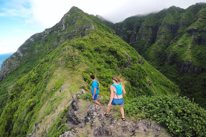 Mahina Hawaii Full Day Adventure - Coastlines, caves, and cliff views