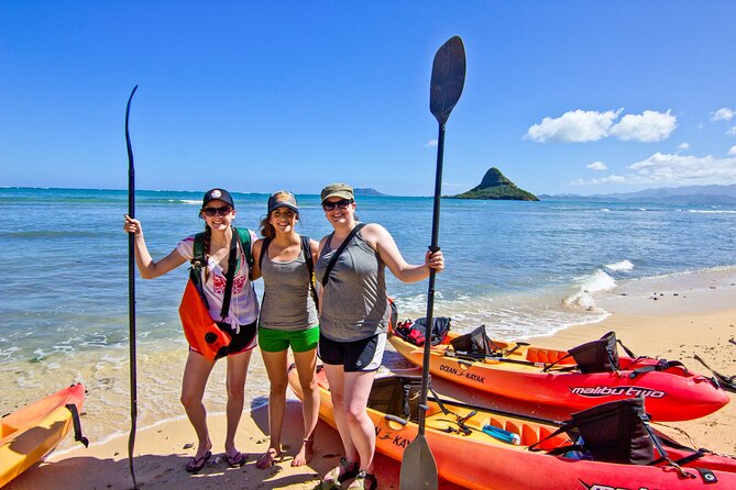Mokolii Island Self Guided Kayak Tour - Walking around the island