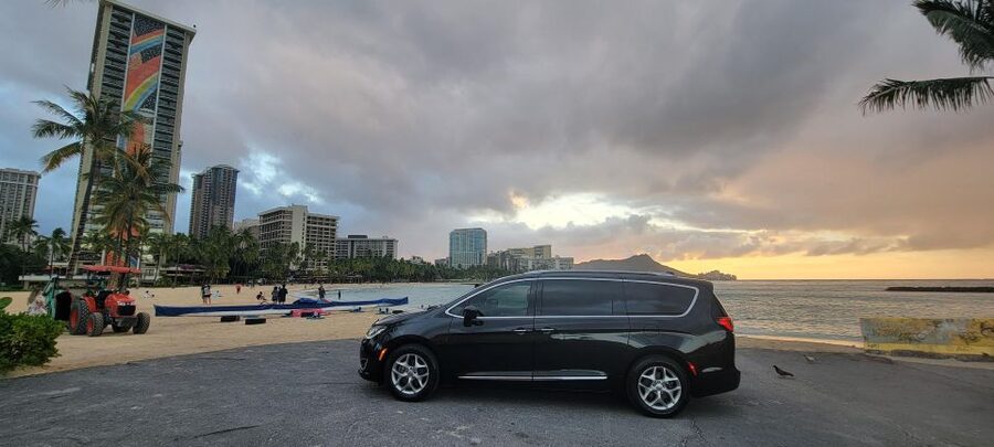 Oahu: 5 Hour Exclusive Car & Driver - ETOHI - Food at Coral Kingdom Huli-Huli Chicken