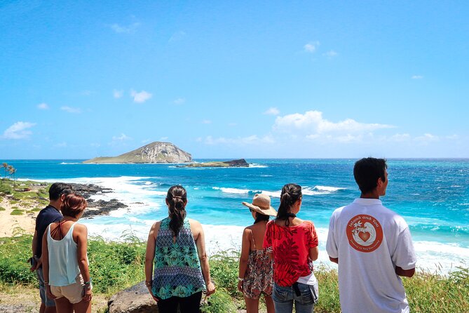 Oahu Circle Island Full Day Tour with Scenic Stops & Local Foods - Tropical Farms, macadamia nuts, and Mokoliʻi