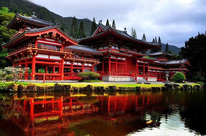 Oahu Circle Island Tour with Byodo-In Temple Admission - Key points at a glance