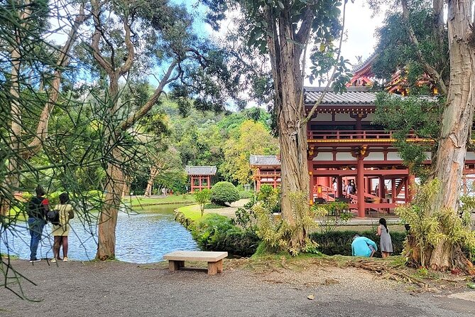 Oahu Circle Island Tour with Byodo-In Temple Admission - Dole Plantation closes the circle