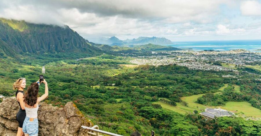 Oahu: Circle Island Tour with Lunch & Waimea Waterfall - Key points to know