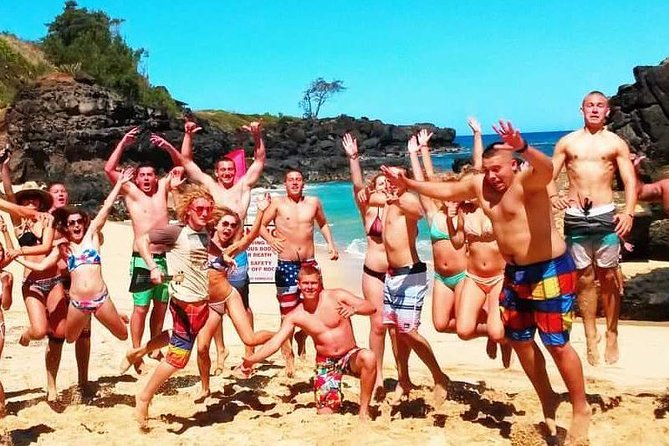 Oahu Circle Island Tour with Turtle Snorkeling— Small-Groups - A full Oahu loop with turtles as the payoff