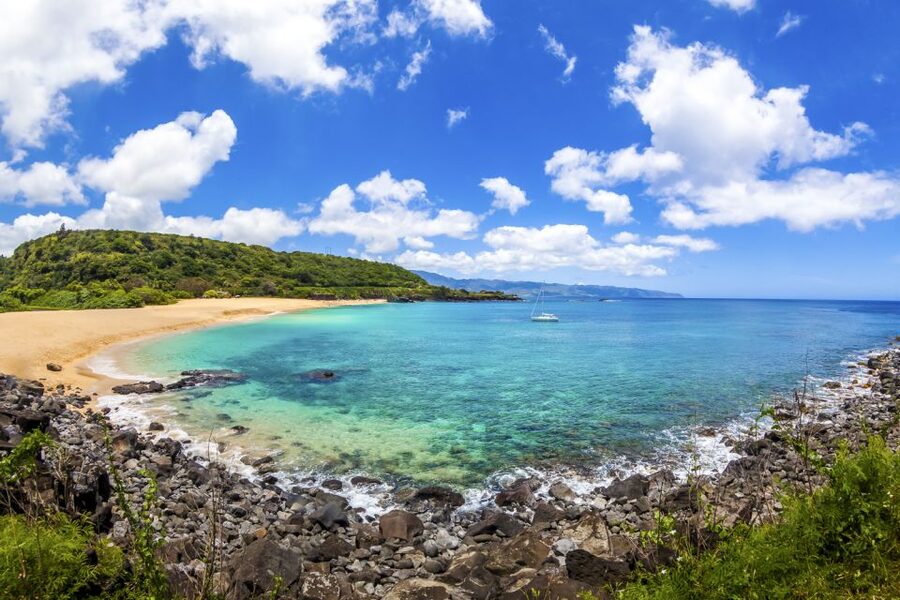 Oahu: Complete Island Tour with Tropical Waterfall Swimming - Kualoa Regional Park and the familiar Oʻahu backdrop