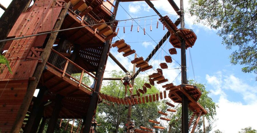 Oahu: Coral Crater Challenging Adventure Course - Weather, clothing, and practical comfort