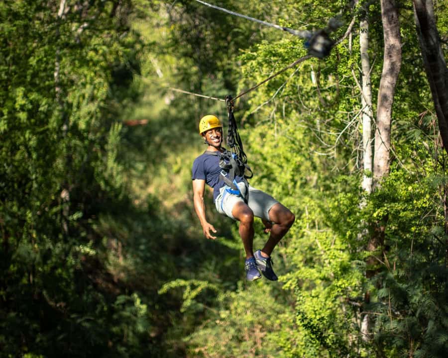 Oahu: Coral Crater Zipline Tour - Who will enjoy this most