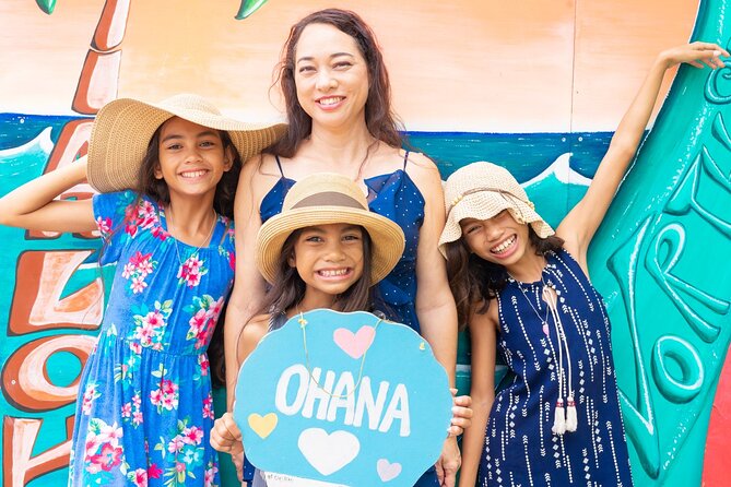 Oahu Deluxe Grand Circle Island Tour - Halona Blowhole brings the drama