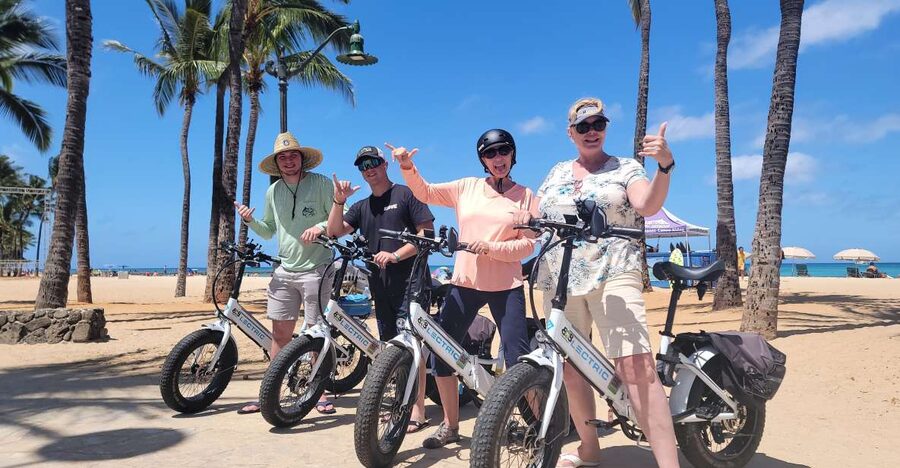 Oahu: Diamond Head E-bike Scenic Ride - The Amelia Earhart and Diamond Head lookout