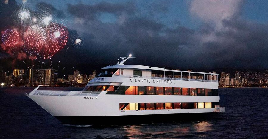 Oahu: Friday Night Fireworks Cocktail Cruise - What the Friday night cruise is really about