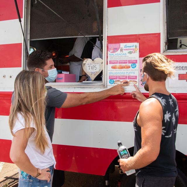 Oahu: Full-Day Guided Hawaiian Food and Photo Tour - Ending with Waiola Shave Ice