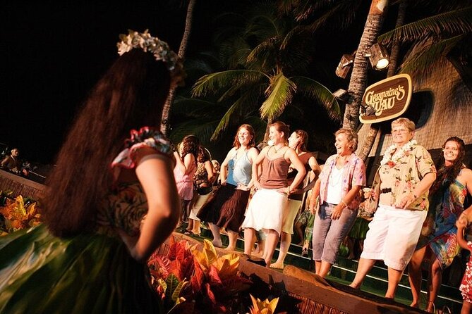 Oahu: Germaine's Luau - The Dinner: Familiar Island Food in Large Portions