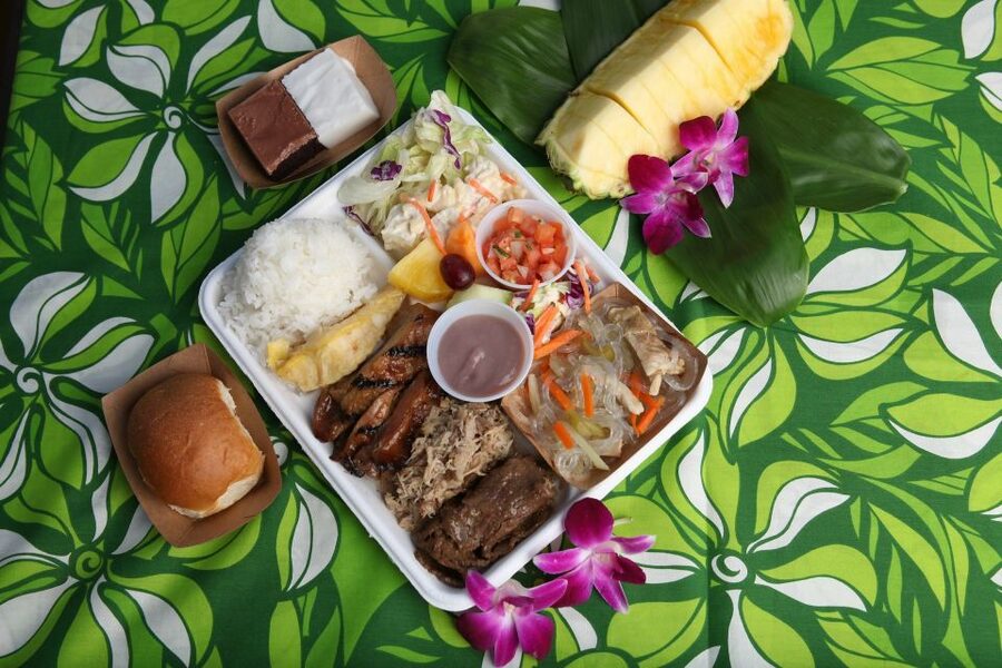 Oahu: Germaine's Traditional Luau Show & Buffet Dinner - Shell leis, flowers, and the opening welcome