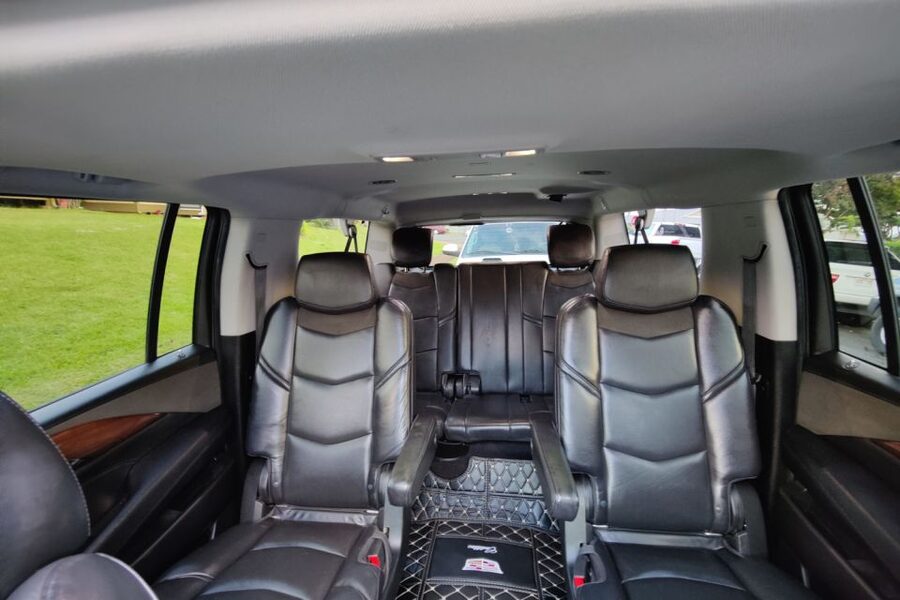 Oahu: Honolulu Airport Private by Escalade SUV - Who will get the most from this transfer