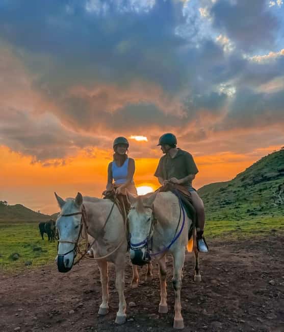 Oahu: Horseback Riding Sunshine or Sunset Tour - A coastal ride with a working-ranch feel