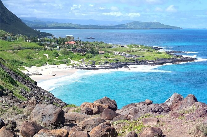 Oahu Island Sightseeing and Food Combo Tour - Coffee, macadamia nuts, and Mokoli’i