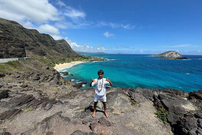 Oahu Island Tour: 13 ppl Max, Snorkel at Turtle Beach + Lunch - Kahuku lunch brings local flavor into the day