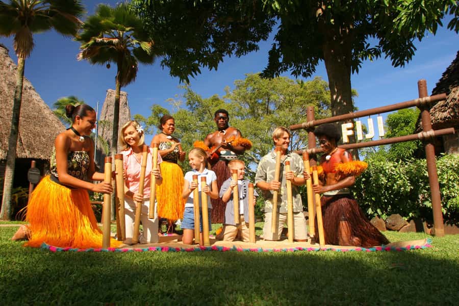 Oahu: Islands of Polynesia and "HA: Breath of Life Show" - The Canoe Pageant brings all six islands together