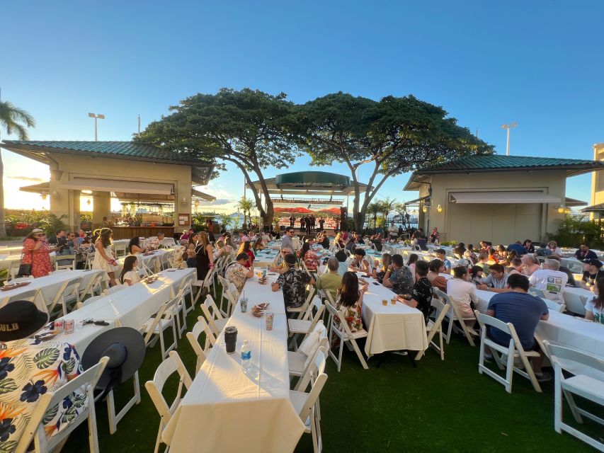 Oahu: Ka Moana Luau Dinner and Show at Aloha Tower - Dinner: a practical look at the buffet