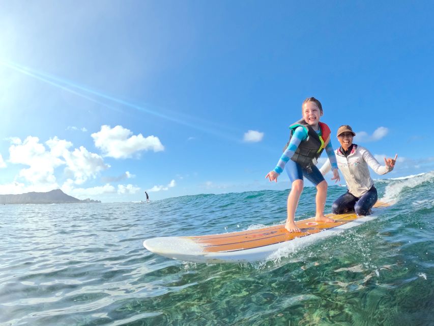 Oahu: Kids Surfing Lesson in Waikiki Beach (up to 12) - A Waikiki surf lesson built around the child