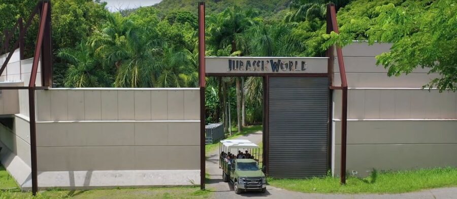 Oahu: Kualoa Jurassic Movie Set Adventure Tour - Seeing the Jurassic World entrance and movie props