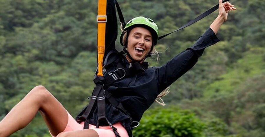 Oahu: Kualoa Jurassic Valley Zipline Tour - Flying above Kualoa Ranch