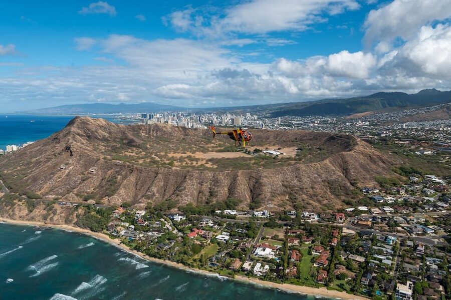 Oahu: Magnum P.I. Doors-Off Helicopter Tour - Hawaii Kai and Hanauma Bay