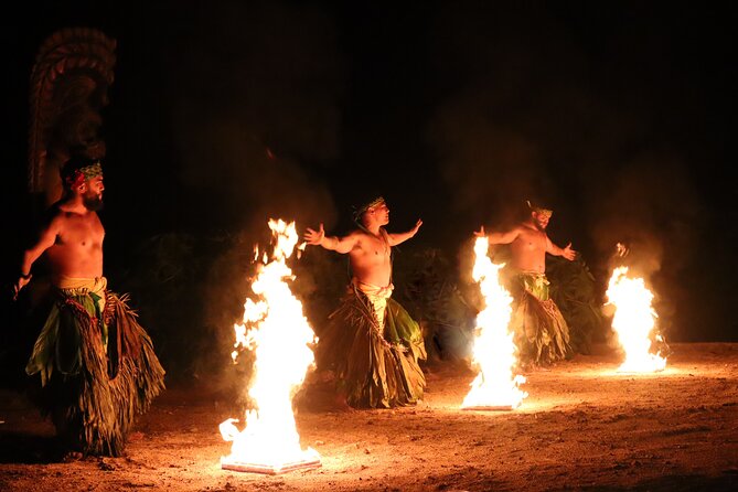 Oahu: Mauka Warriors Luau Honoring Polynesia's Forgotten History - The evening show, from hula to fire knives