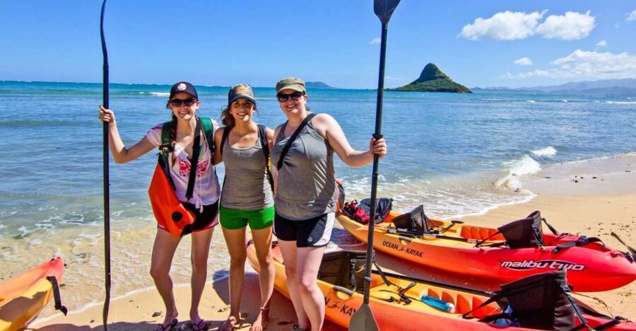 Oahu: Mokoliʻi Kayak Rental and Self-Guided Hike - Starting in Kailua with a kayak on your car