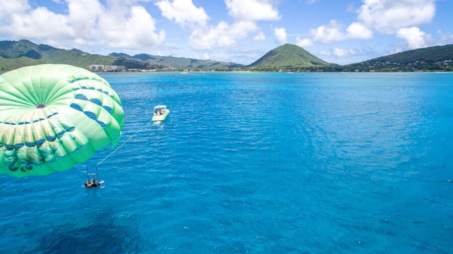 Oahu: Parasail on Maunalua Bay with Diamond Head Views - The Pacific dip before landing
