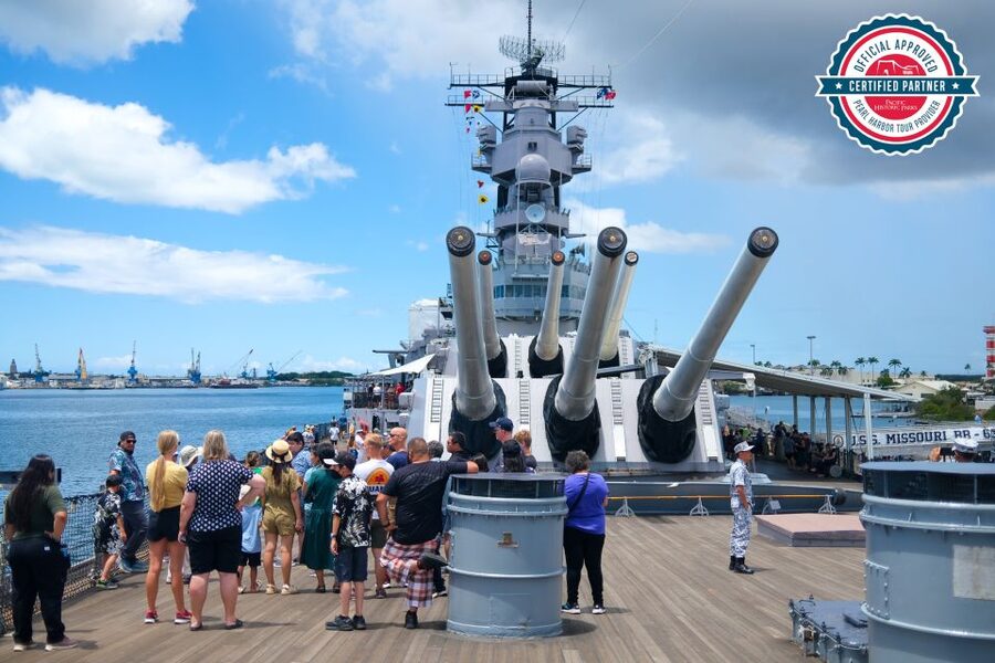 Oahu: Pearl Harbor Tour with USS Arizona Memorial - Pickup, accessibility, and timing