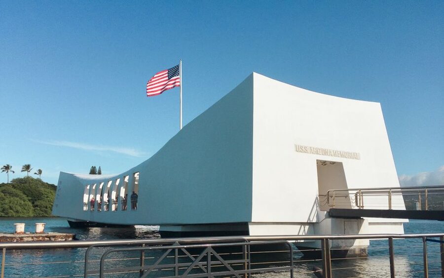Oahu: Pearl Harbor, USS Arizona, and City Highlights Tour - Punchbowl and the Courts of the Missing