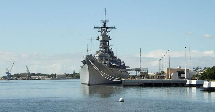 Oahu: Premium Missouri, Arizona & Top of the Tower Tour - Key points to know before booking