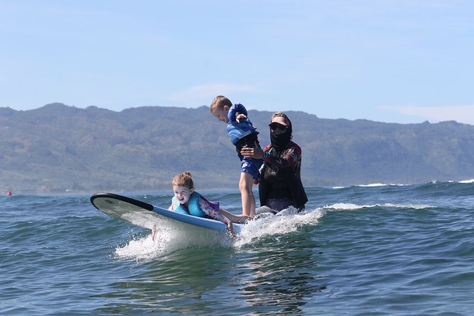 Oahu Private Surfing Lesson - Learning to Maneuver and Choose Waves