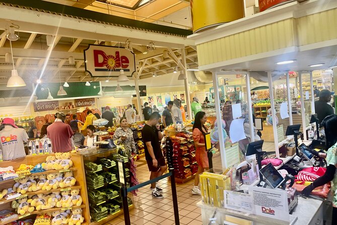 Oahu: Roundtrip Shuttle From Waikiki to Dole Plantation & Haleiwa - What the $30.25 price really buys you